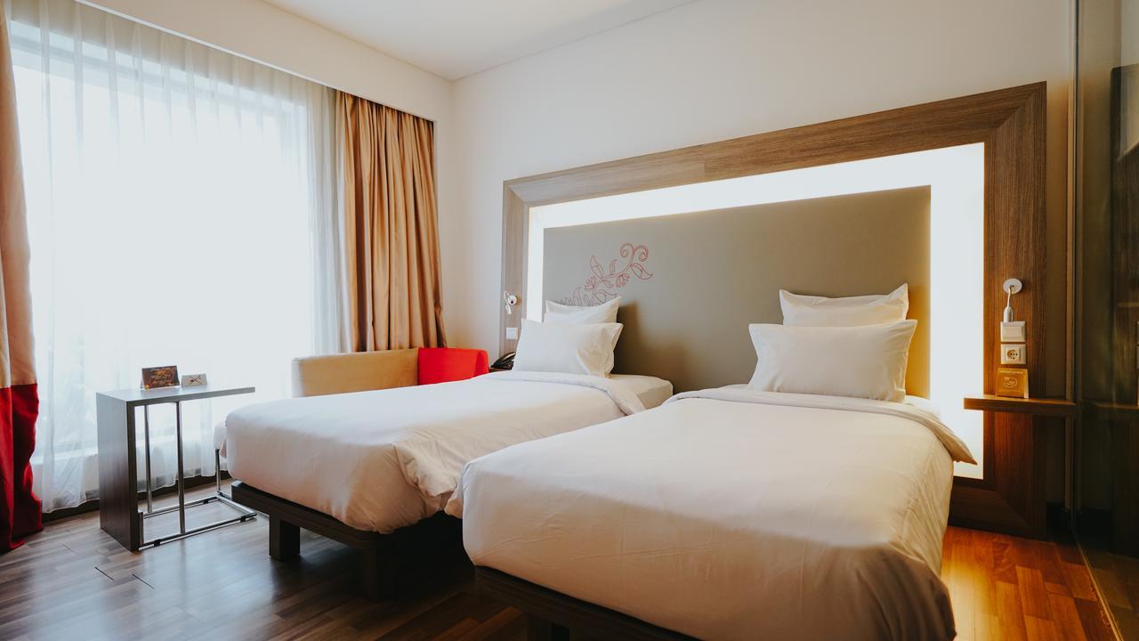 Novotel Banjarmasin Airport Banjarbaru Екстериор снимка